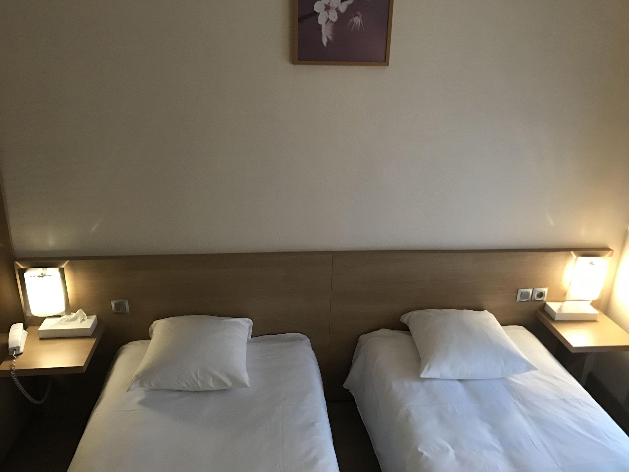 Tipi Hotel ปารีส ภายนอก รูปภาพ